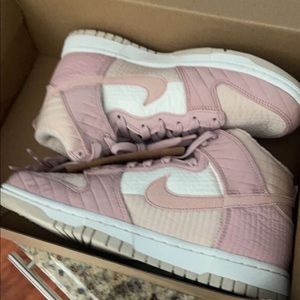 Nike high dunk LX next nature pink oxford